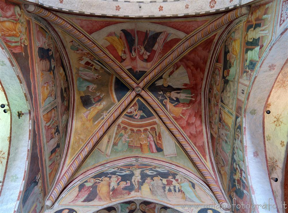 San Giuliano Milanese (Milan, Italy) - Frescoes on the vault of a span of the Abbey of Viboldone depicting the life of Jesus Christ